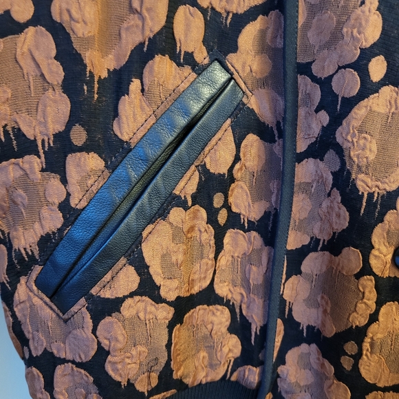 COACH Light weight  Leather& Silk Jacket - Picture 5 of 16